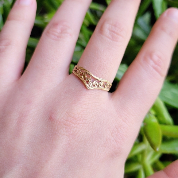 Vintage Solid 9ct Gold 1989 Birmingham Floral Arrow Ring, size 7.75 - Picture 13 of 15